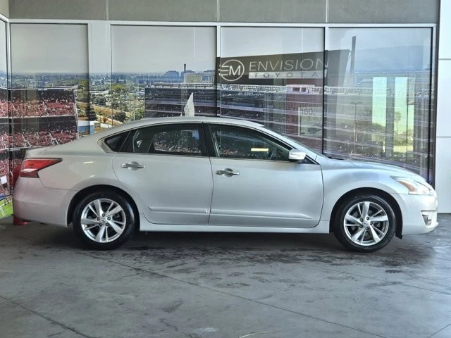 2014 Nissan Altima 5th Gen - Image 4 of 12