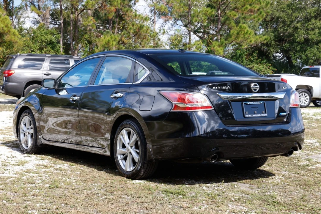 2014 Nissan Altima 5th Gen - Image 5 of 12