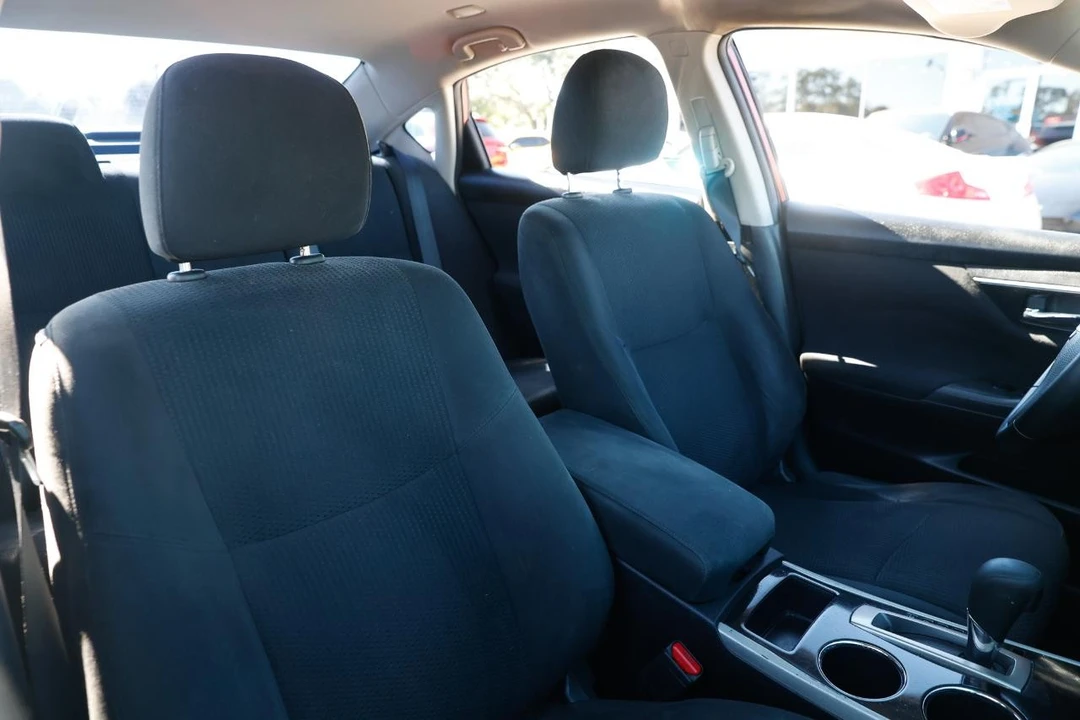 2014 Nissan Altima 5th Gen - Image 16 of 21