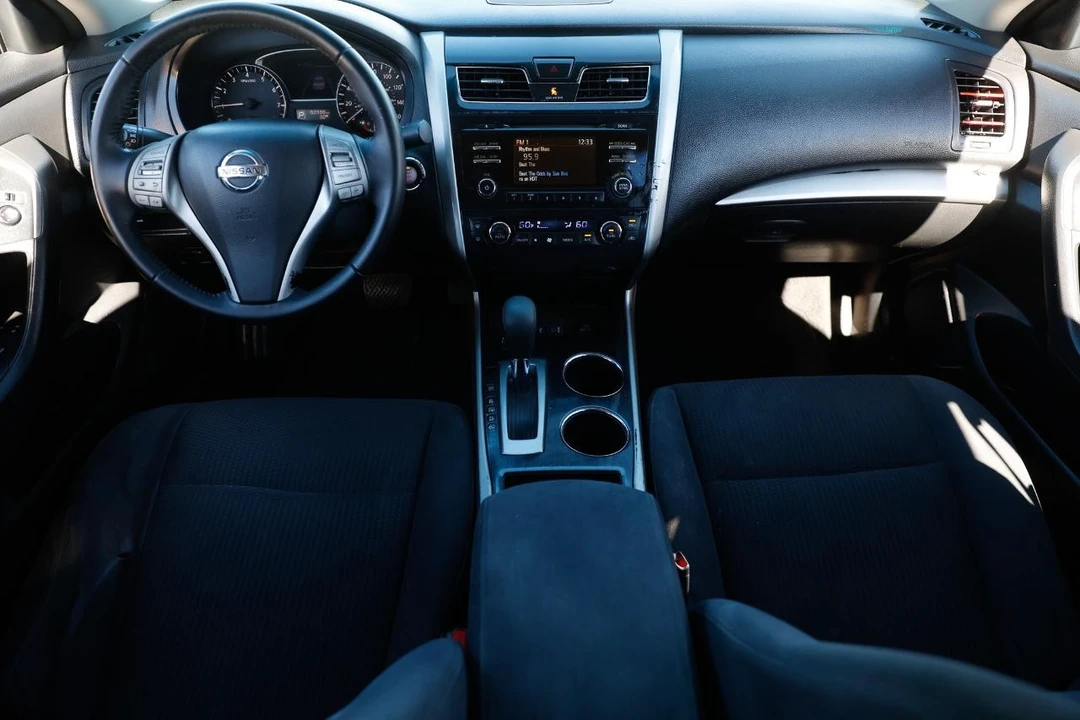 2014 Nissan Altima 5th Gen - Image 2 of 12