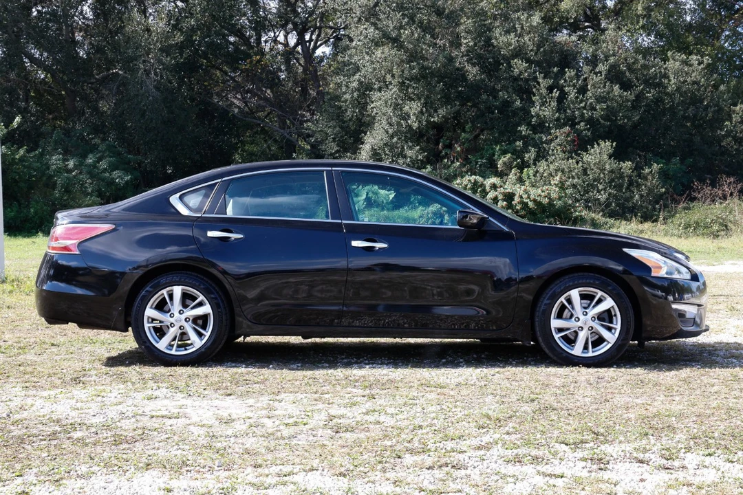 2014 Nissan Altima 5th Gen - Image 13 of 21