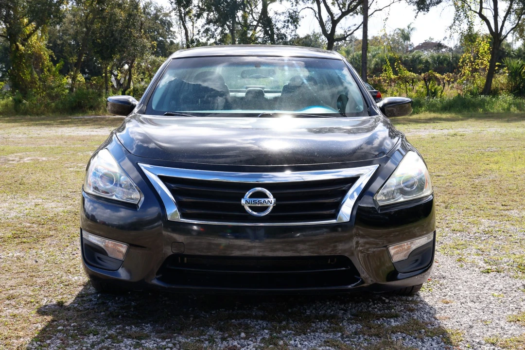 2014 Nissan Altima 5th Gen - Image 17 of 21