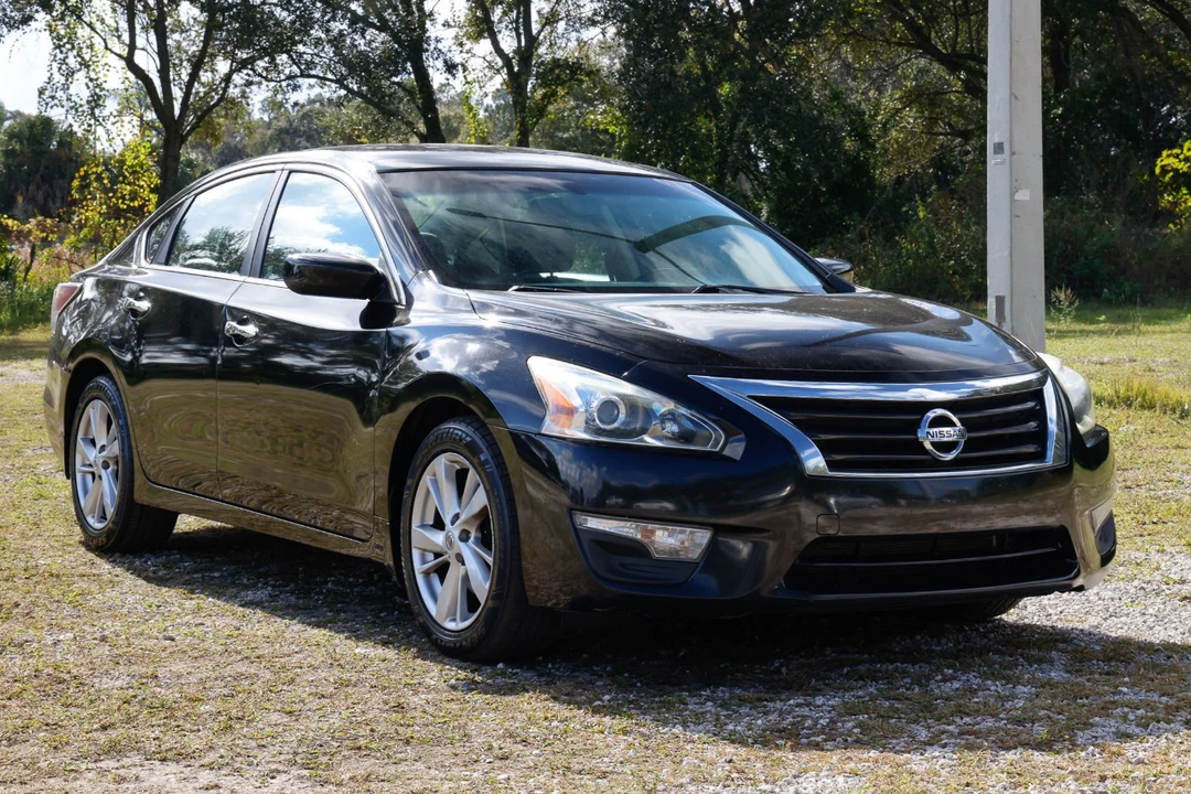 2014 Nissan Altima 5th Gen - Image 15 of 21
