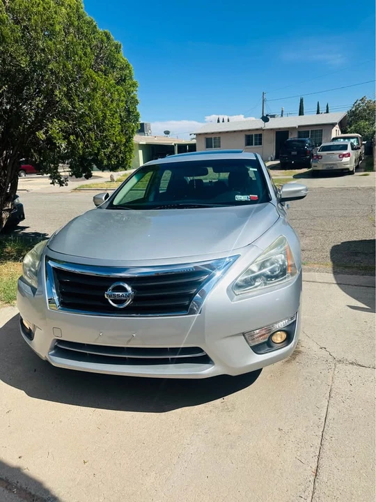 2014 Nissan Altima 5th Gen - Image 3 of 18