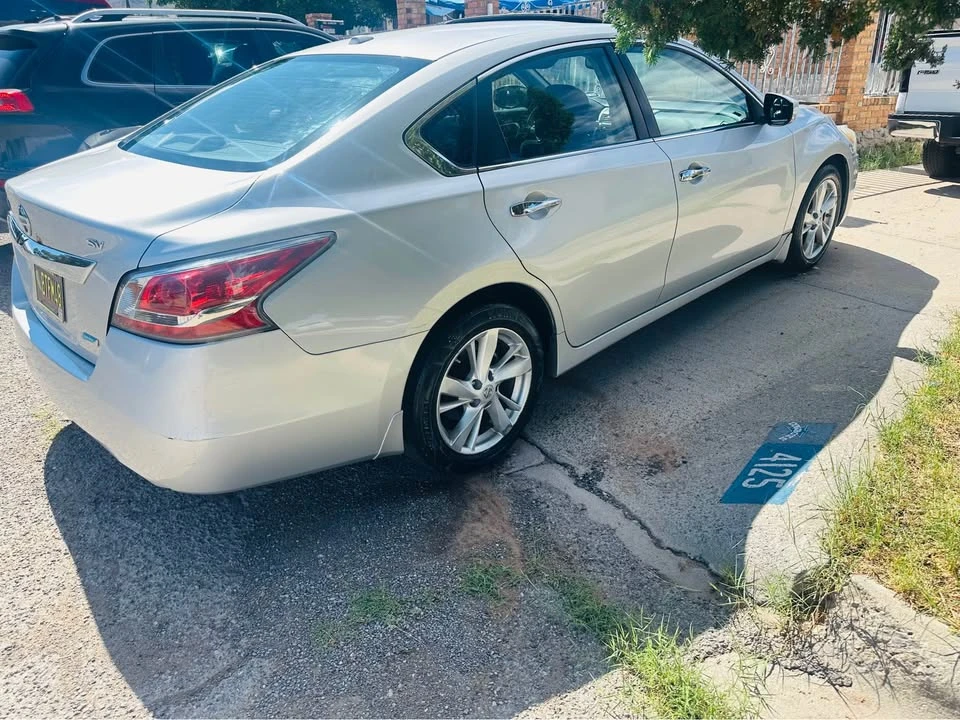 2014 Nissan Altima 5th Gen - Image 9 of 18