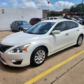 2014 Nissan Altima 2.5 Sedan 4D