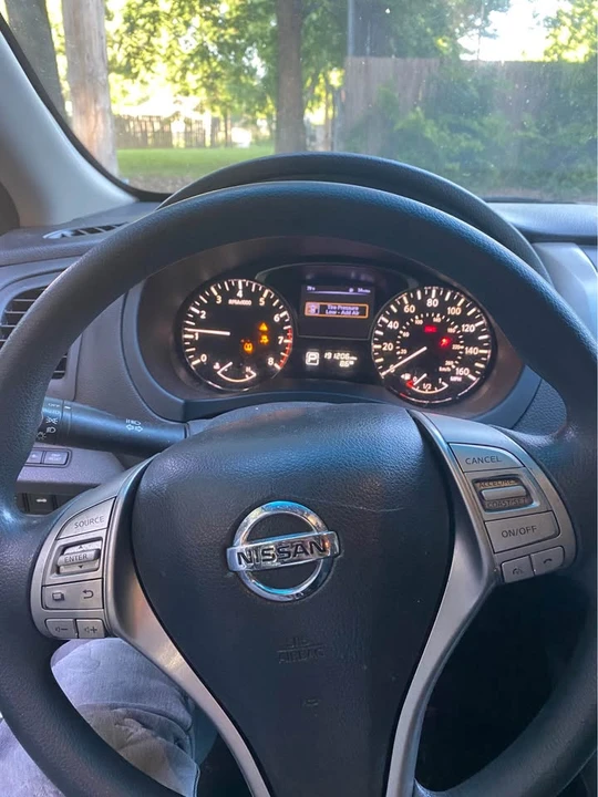 2014 Nissan Altima 5th Gen - Image 6 of 6