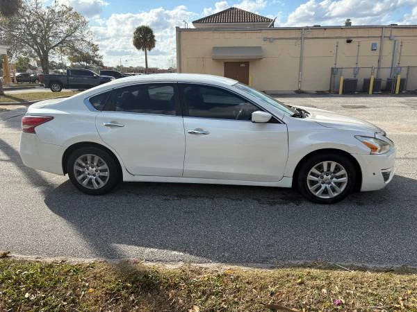 2014 Nissan Altima 5th Gen - Image 4 of 16