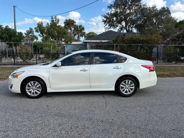 2014 Nissan Altima 5th Gen - Image 2 of 16