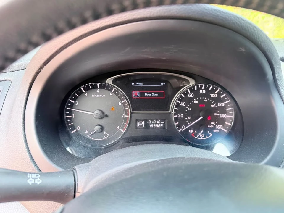 2014 Nissan Altima 5th Gen - Image 4 of 11