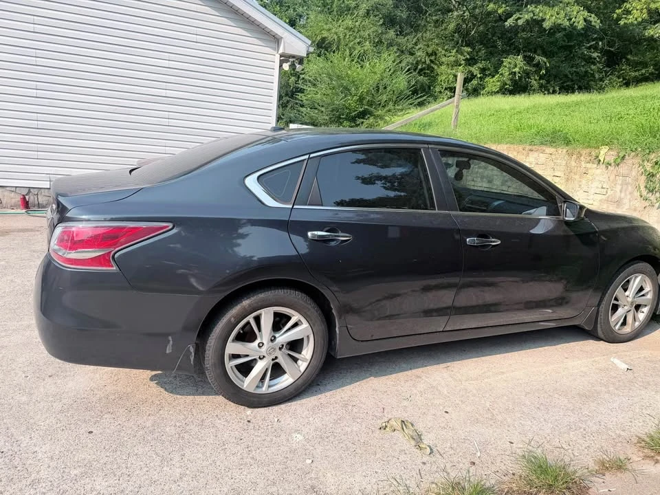 2014 Nissan Altima 5th Gen - Image 3 of 11