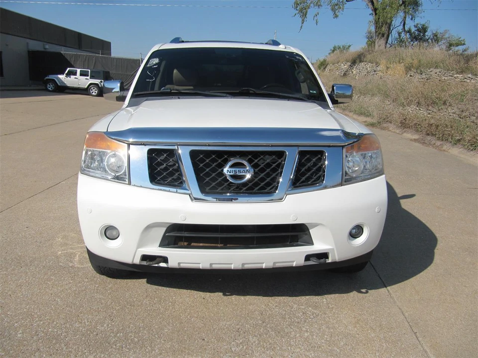 2014 Nissan Armada - Image 7 of 26