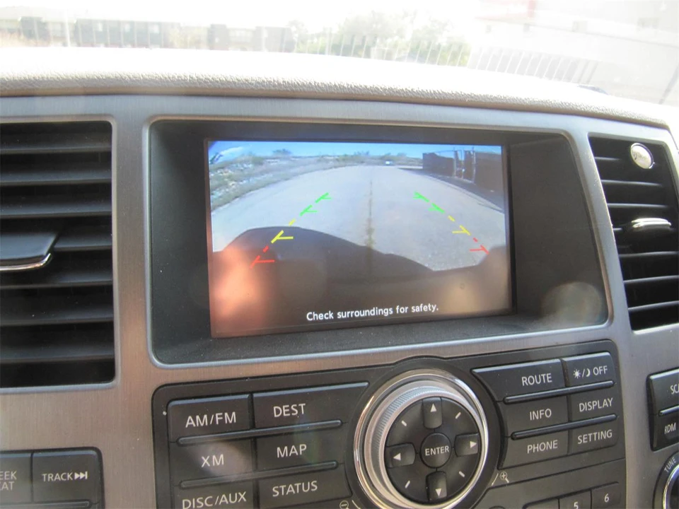 2014 Nissan Armada - Image 24 of 26