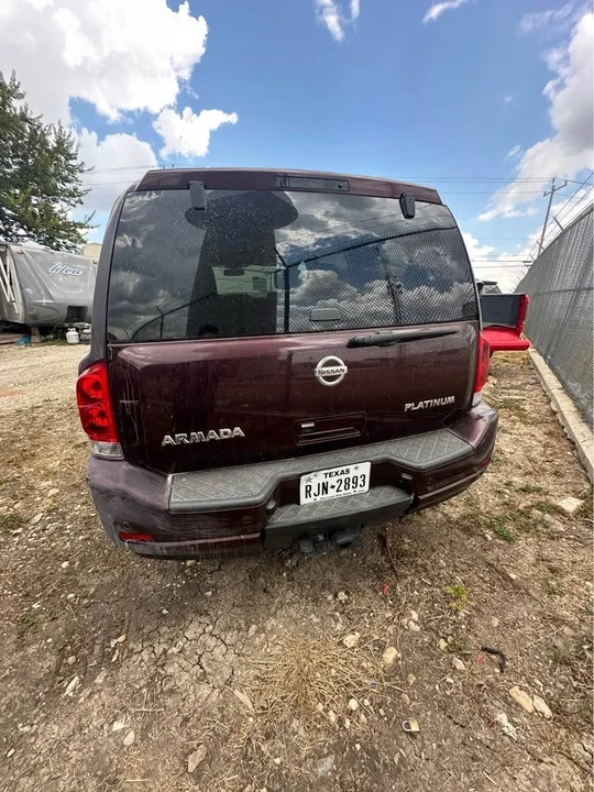 2014 Nissan Armada - Image 2 of 5