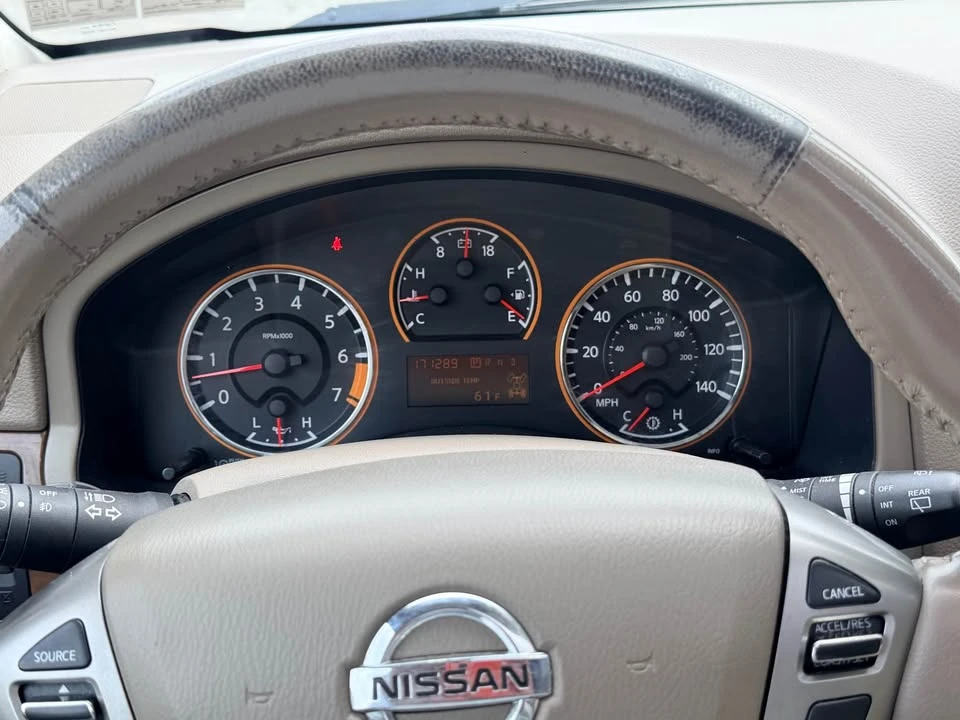 2014 Nissan Armada - Image 16 of 17