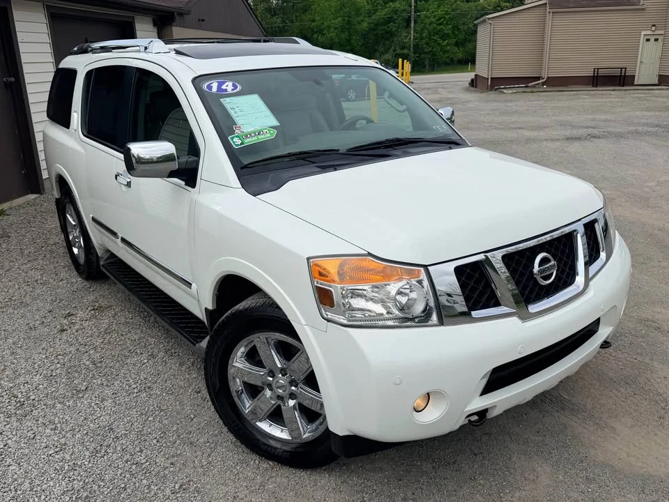 2014 Nissan Armada - Image 10 of 17