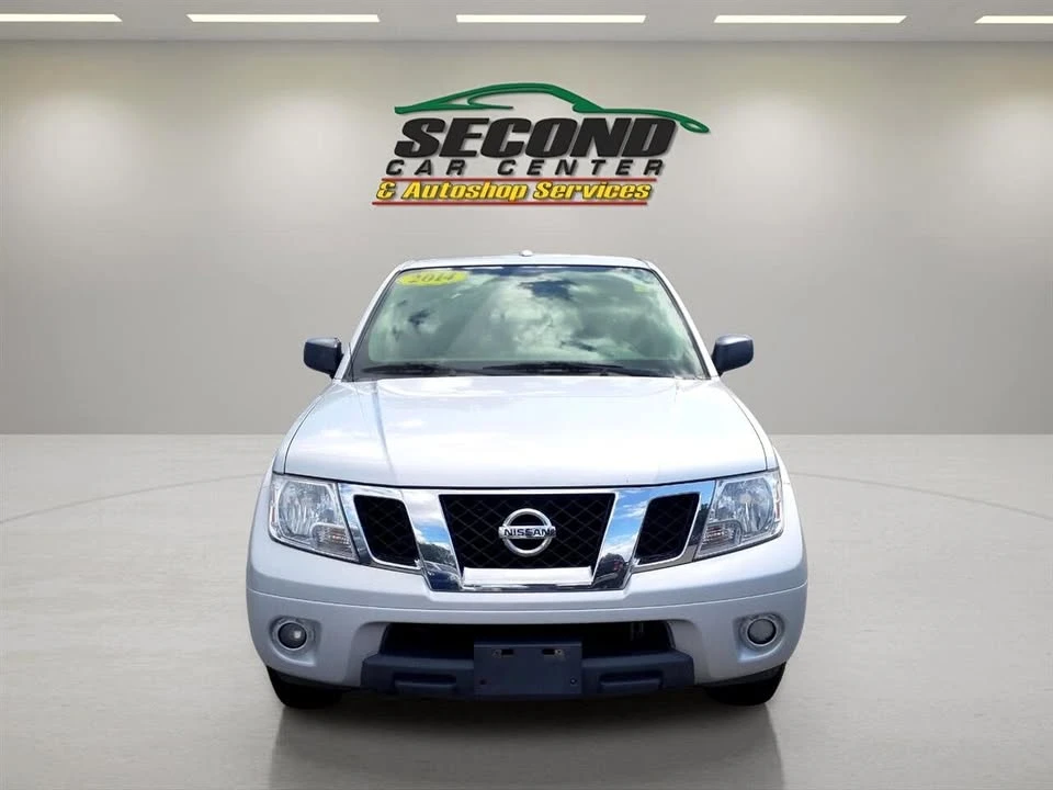 2014 Nissan Frontier 2nd Gen - Image 15 of 19