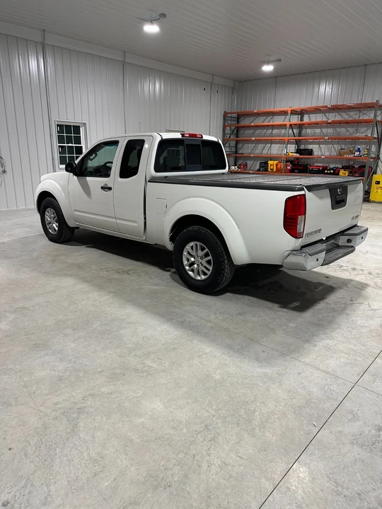 2014 Nissan Frontier 2nd Gen - Image 3 of 9