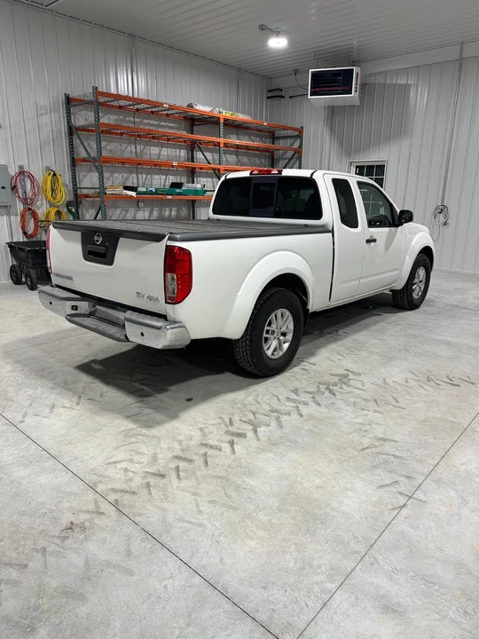 2014 Nissan Frontier 2nd Gen - Image 4 of 9