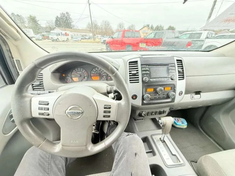 2014 Nissan Frontier 2nd Gen - Image 10 of 12