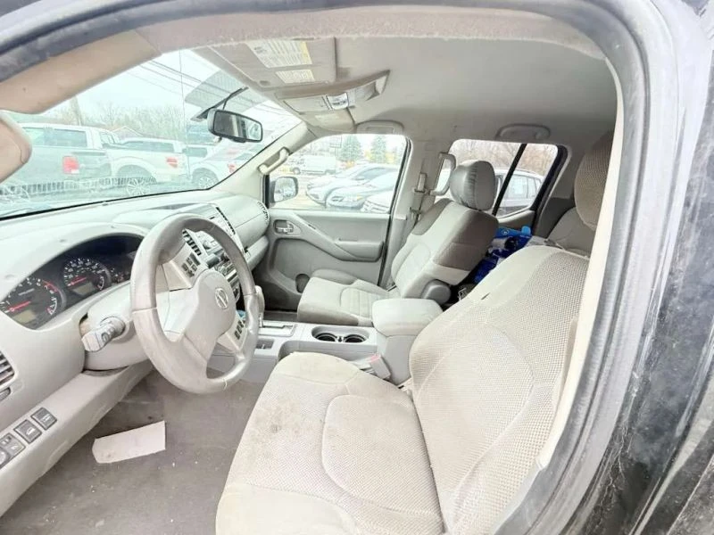 2014 Nissan Frontier 2nd Gen - Image 9 of 12