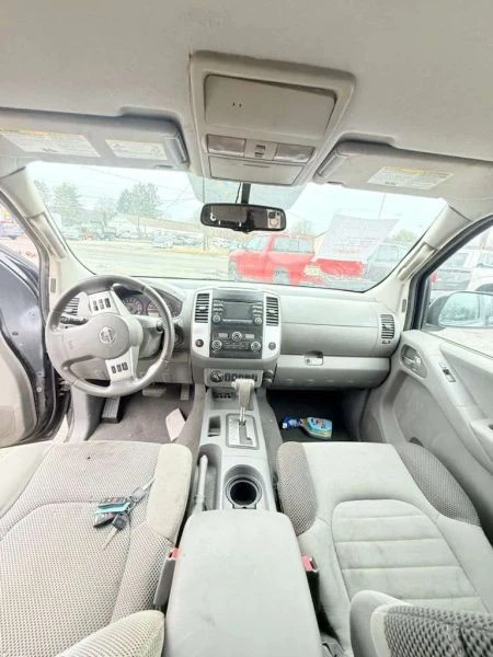 2014 Nissan Frontier 2nd Gen - Image 8 of 12