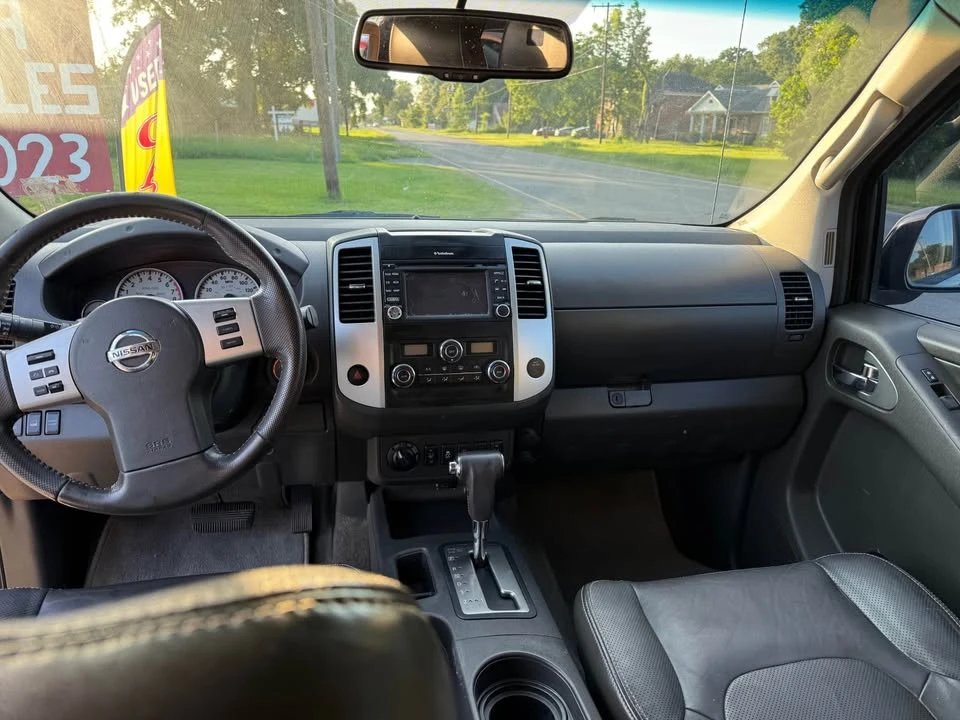 2014 Nissan Frontier 2nd Gen - Image 8 of 12