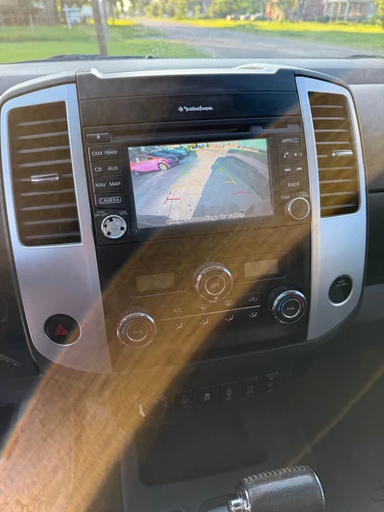 2014 Nissan Frontier 2nd Gen - Image 11 of 12