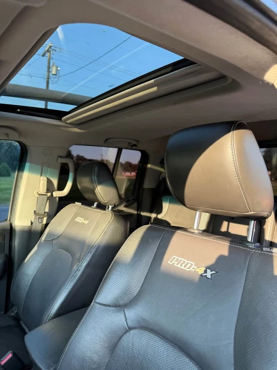2014 Nissan Frontier 2nd Gen - Image 9 of 12