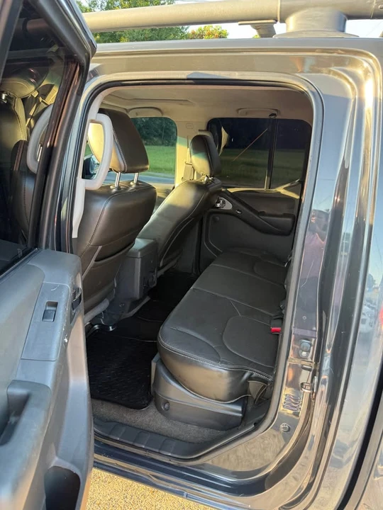 2014 Nissan Frontier 2nd Gen - Image 7 of 12