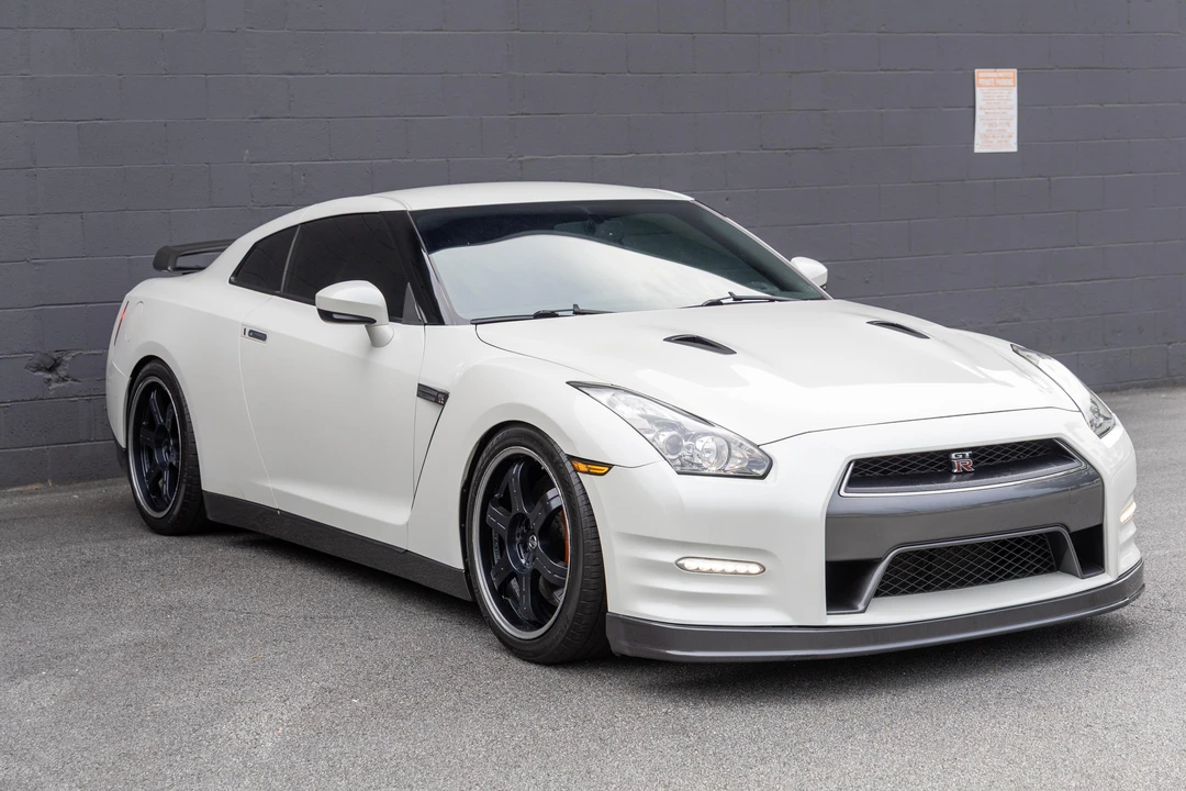 2014 Nissan R35 GT-R Black Edition - Image 19 of 31