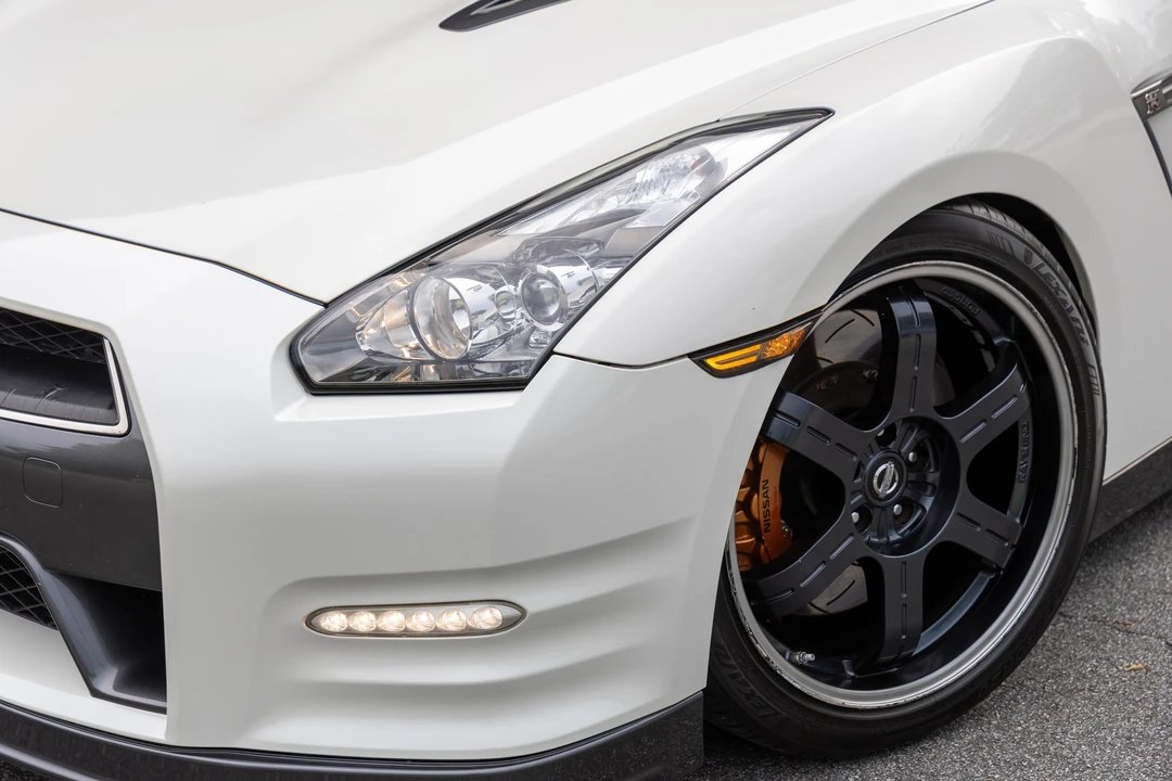 2014 Nissan R35 GT-R Black Edition - Image 25 of 31