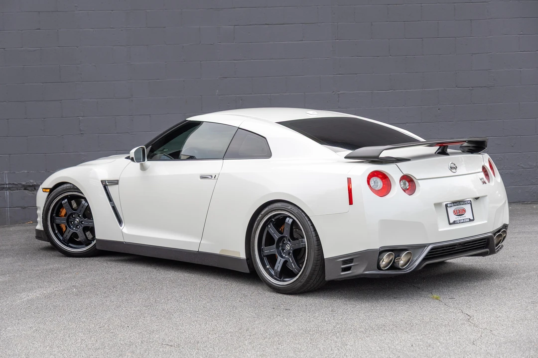 2014 Nissan R35 GT-R Black Edition - Image 11 of 31