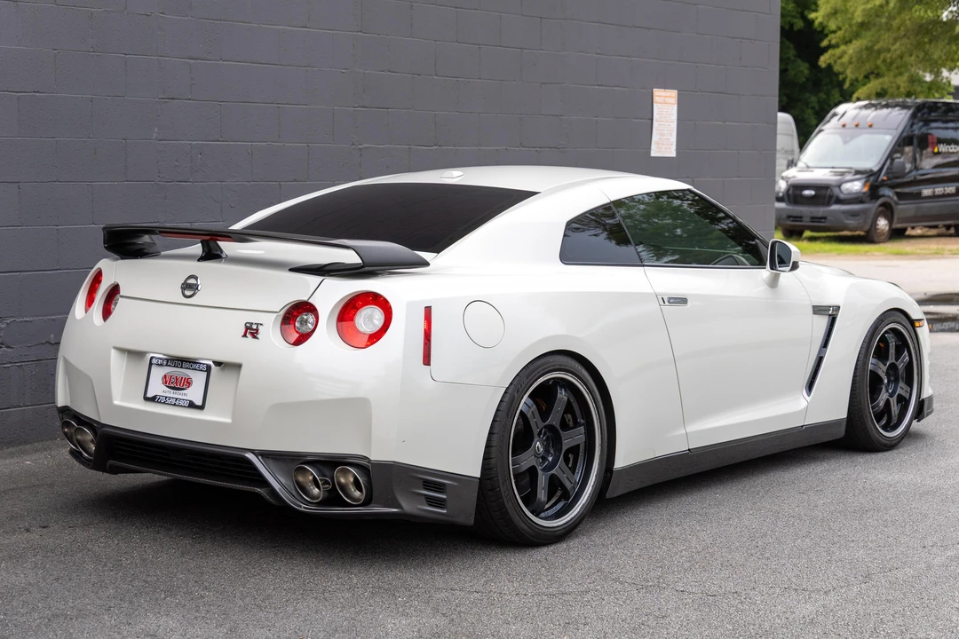 2014 Nissan R35 GT-R Black Edition - Image 15 of 31
