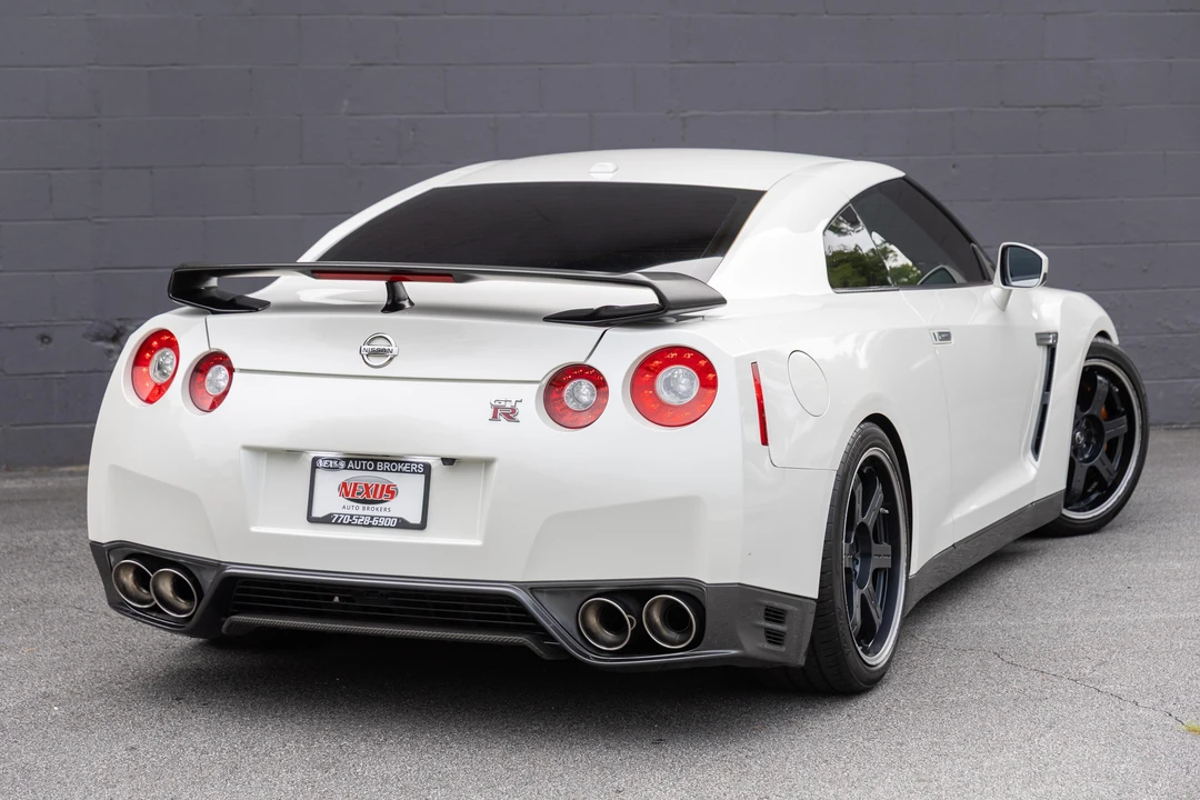 2014 Nissan R35 GT-R Black Edition - Image 14 of 31