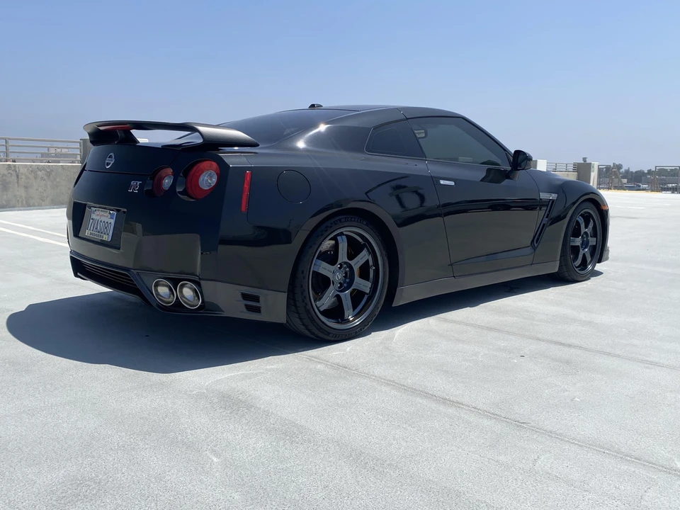 2014 Nissan R35 GT-R Black Edition - Image 8 of 31