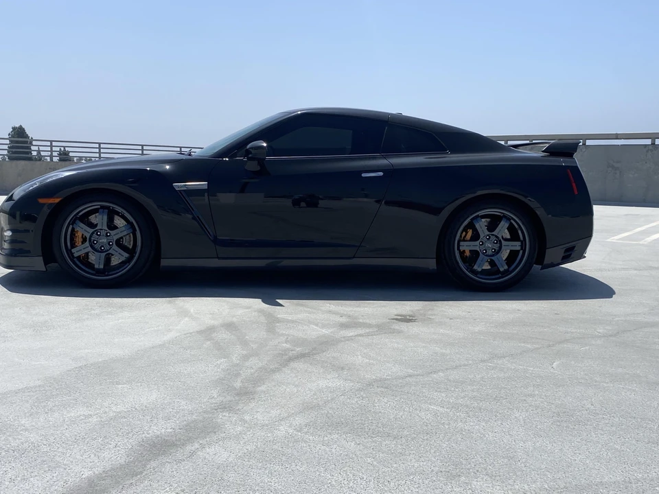 2014 Nissan R35 GT-R Black Edition - Image 3 of 31