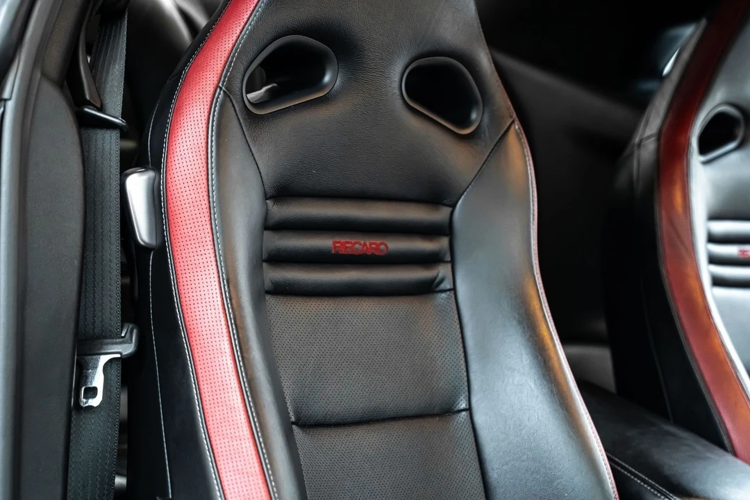 2014 Nissan R35 GT-R Black Edition - Image 28 of 31