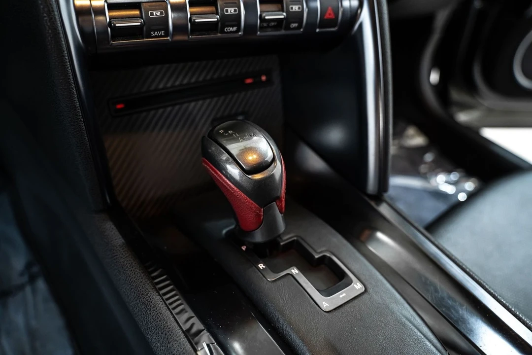 2014 Nissan R35 GT-R Black Edition - Image 30 of 31
