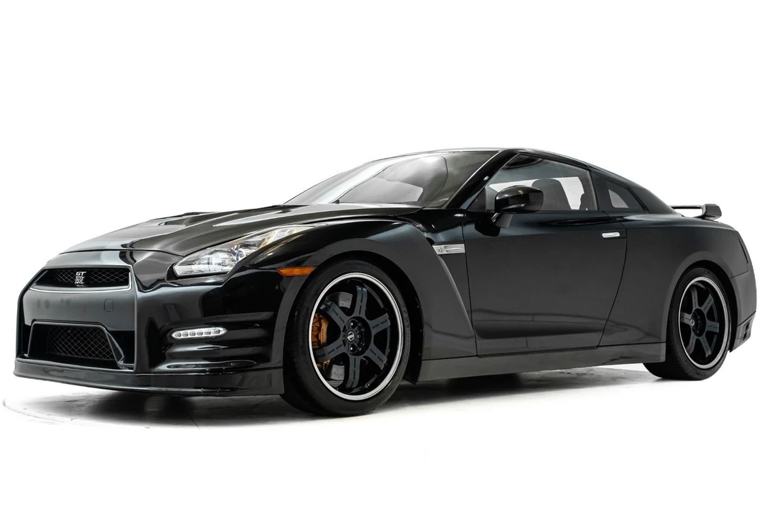 2014 Nissan R35 GT-R Black Edition - Image 10 of 31
