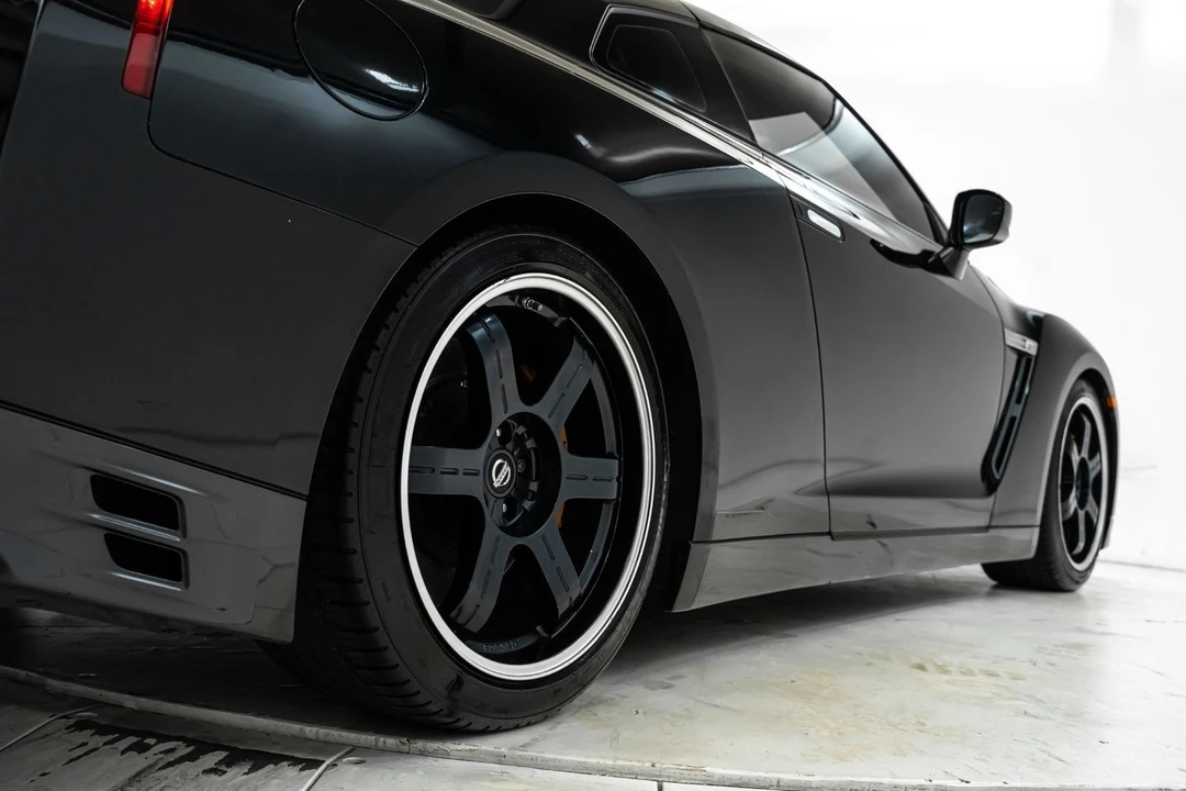 2014 Nissan R35 GT-R Black Edition - Image 16 of 31