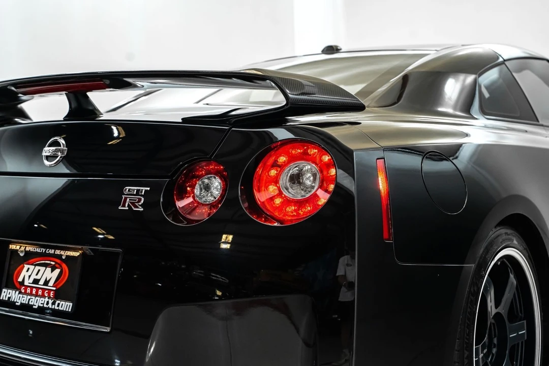2014 Nissan R35 GT-R Black Edition - Image 14 of 31
