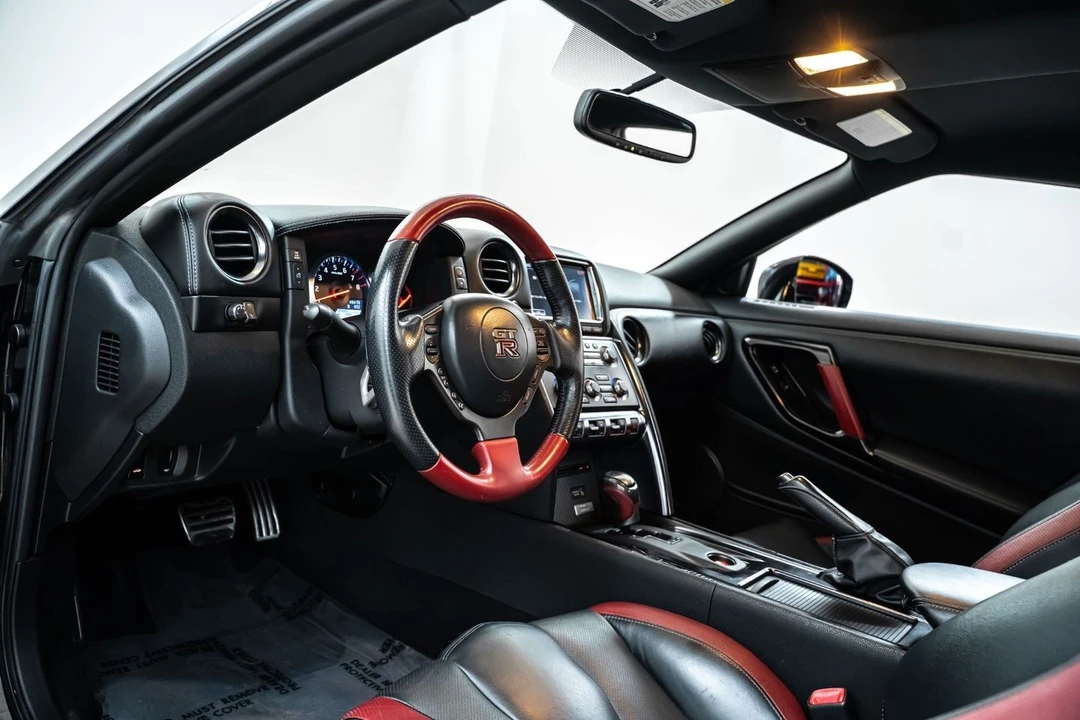 2014 Nissan R35 GT-R Black Edition - Image 21 of 31
