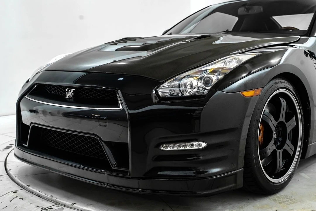 2014 Nissan R35 GT-R Black Edition - Image 18 of 31
