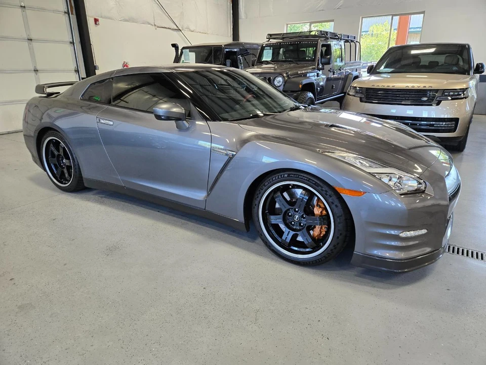 2014 Nissan R35 GT-R - Image 3 of 18