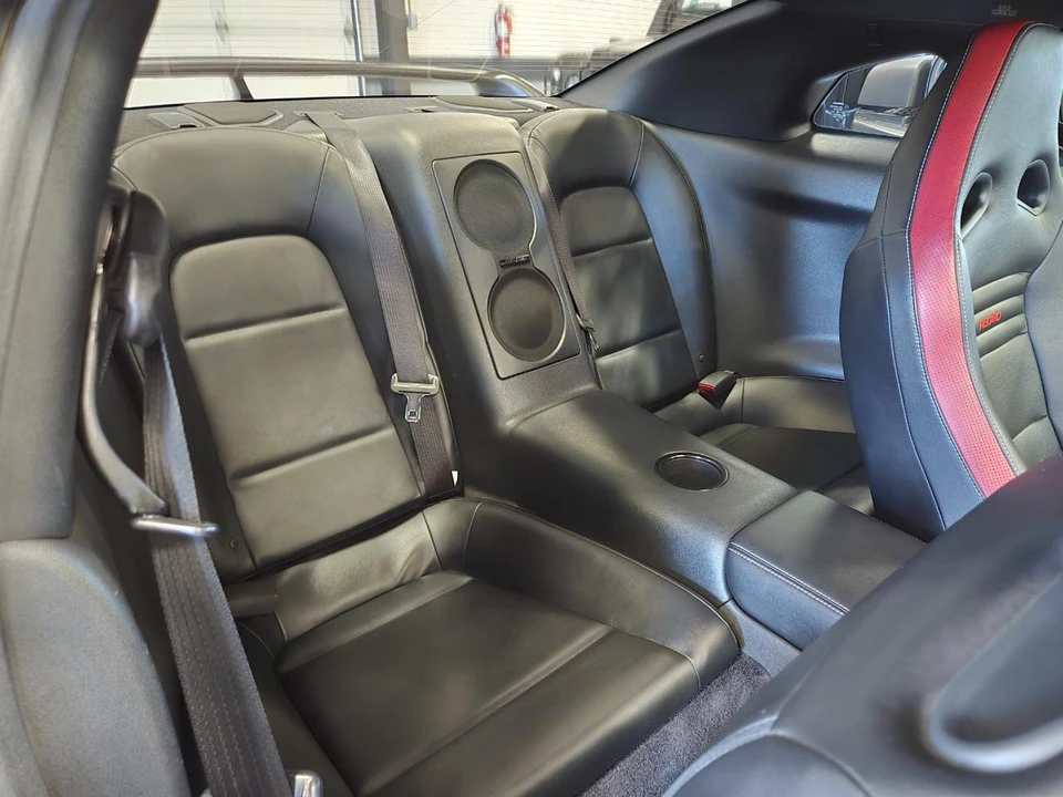 2014 Nissan R35 GT-R - Image 11 of 18