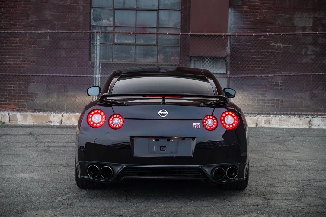 2014 Nissan R35 GT-R Black Edition - Image 8 of 31