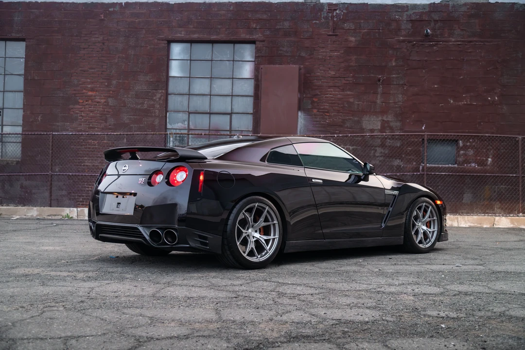 2014 Nissan R35 GT-R Black Edition - Image 7 of 31