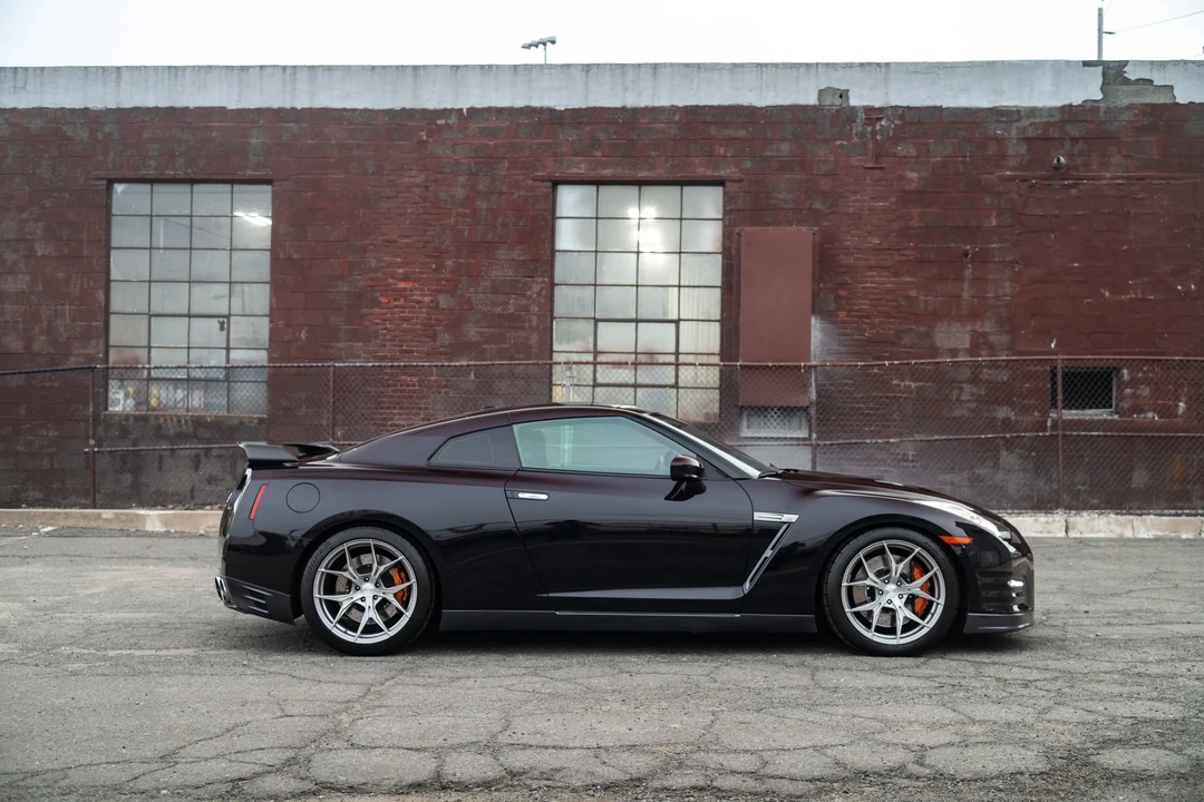 2014 Nissan R35 GT-R Black Edition - Image 5 of 31