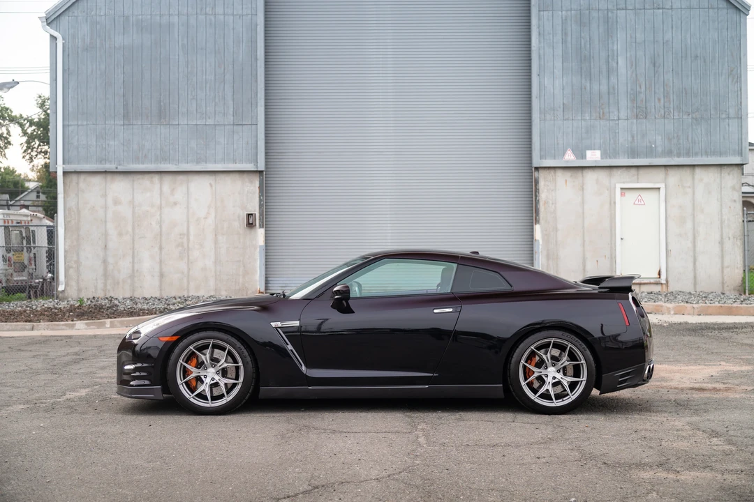 2014 Nissan R35 GT-R Black Edition - Image 4 of 31